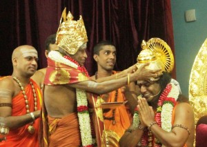 Swamiji_coronation